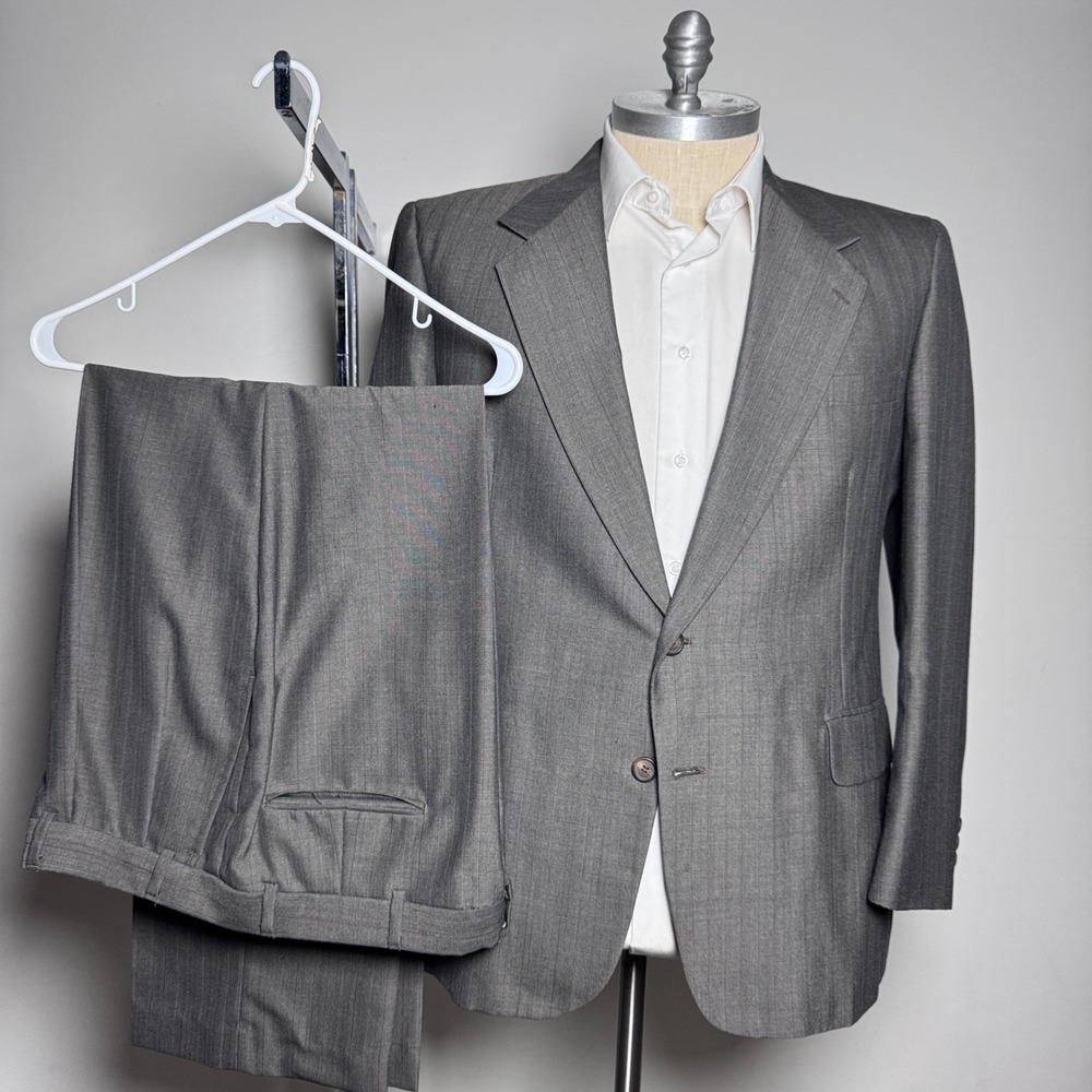 Towncraft Suit Mens 42R 36W Grey Pinstripe Vintage Two Button Notch Lapel